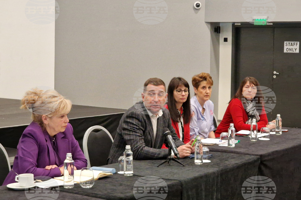 К.к "Боровец" - Община Самоков - хотелиери - среща