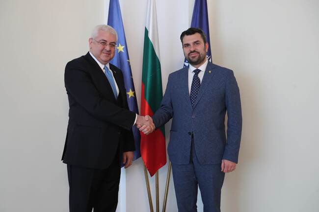 Foreign Minister Georgiev Meets with Turkish Ambassador 