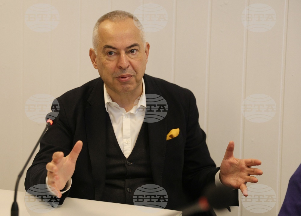 BTA's Europe on Balkans Cohesion Skills Conference Refutes Cliché about Bulgarians and Romanians, Says Journalist Boyko Vassilev