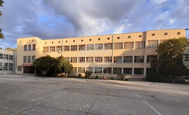 Силистренска гимназия ще създава музей на професионалното образование в града