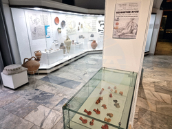 Бургас - Археологически музей - керамични лули