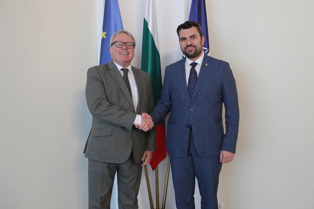 Foreign Minister Georgiev Meets with French Ambassador Meyer