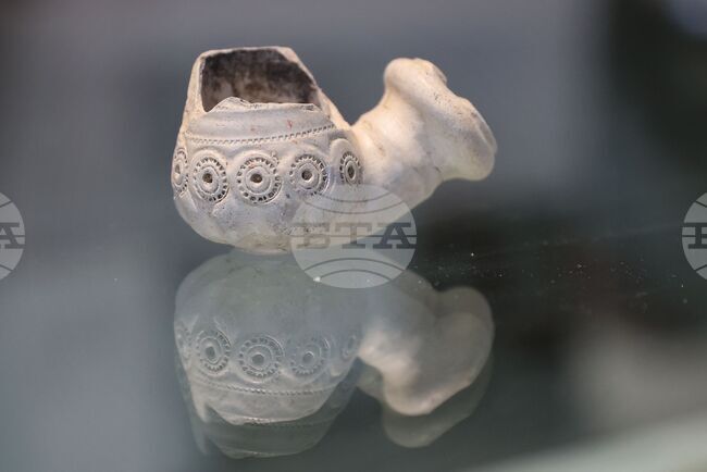 Бургас - керамични лули - изложба 