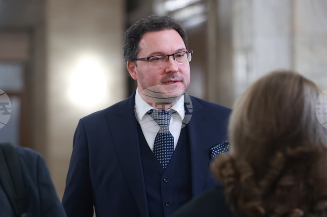 Interior Minister Mitov Says Outcome of No-Confidence Vote Not a Cause for Concern