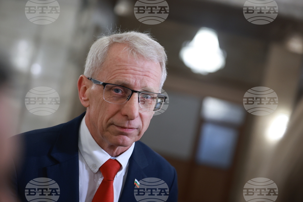 CC-DB Takes No Part in No-Confidence Motions to Show Commitment to Eurozone Bid, Says Denkov