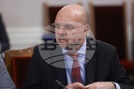 Народно събрание - Временна комисия за установяване на съществуващите проблеми с разпространението на диазотен оксид