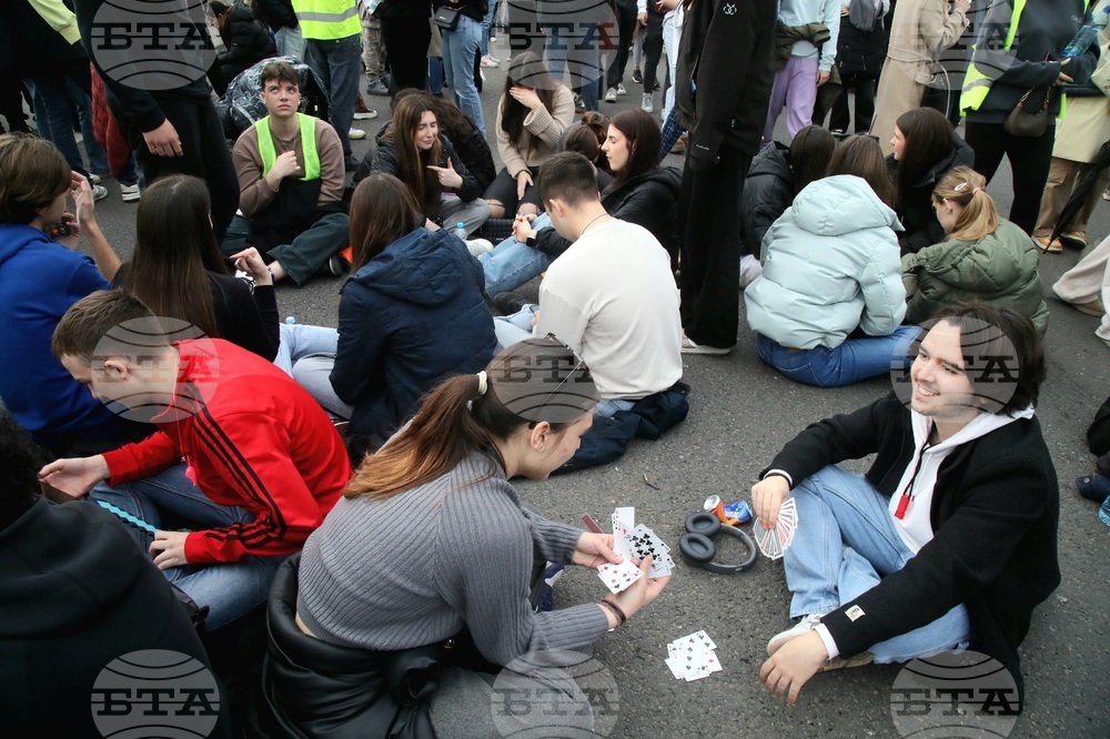 Сърбия - магистрала - ученици - блокада