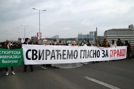 Сърбия - магистрала - ученици - блокада