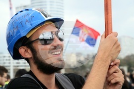 Сърбия - магистрала - ученици - блокада