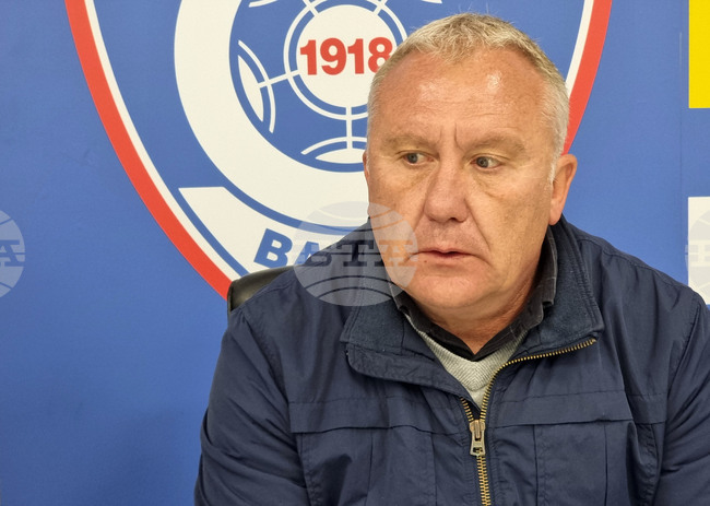 Треньорът на Спартак 1918 Варна Николай Киров определи групата за мача с Берое