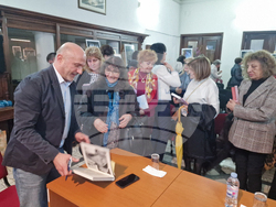 Велико Търново - Георги Тошев - книга и филм, посветени на Невена Коканова - представяне