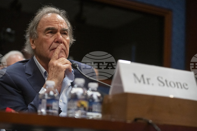 Режисьорът Оливър Стоун отправи призив за повторно разследване на убийството на президента Джон Кенеди