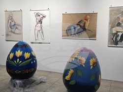 Сливен - конкурсът за изографисване на Великденско яйце