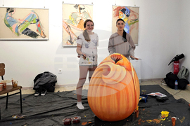 Сливен - конкурсът за изографисване на Великденско яйце