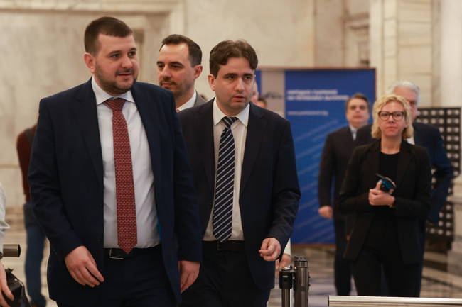 От ПП-ДБ искат вътрешната комисия да приеме решение докладите за операция срещу контрабанда в Пловдив да бъдат предоставени на парламента
