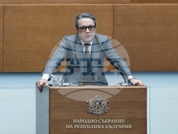 Народно събрание - заседание - вот на недоверие - дебати