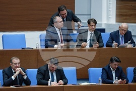 Народно събрание - заседание - вот на недоверие - дебати