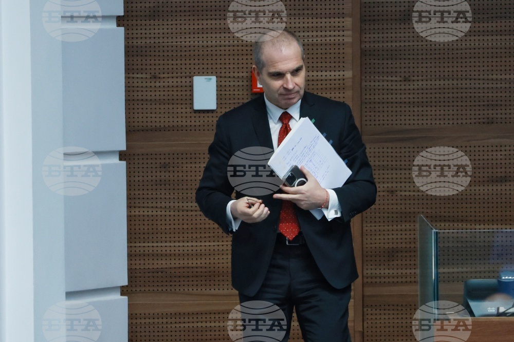 Народно събрание - заседание - вот на недоверие - дебати