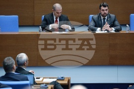 Народно събрание - заседание - вот на недоверие - дебати