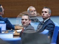 Народно събрание - заседание - вот на недоверие - дебати