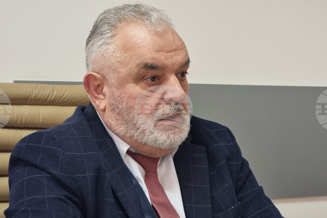 Студенти от шест университета се включват в състезание по наказателноправни науки във Варна