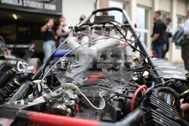 Румъния - Национален университет за наука и технологии „Политехника“ Букурещ - български студенти - посещение