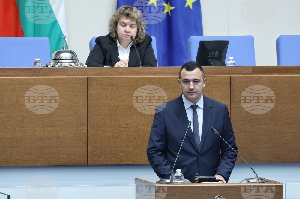 BSP-United Left MP: Bulgaria Needs Balanced Foreign Policy, Not Swinging to Extremes