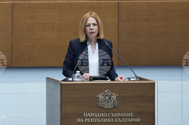 Това правителство е дало всички основания да бъде подкрепено за водената от него външна политика, заяви Йорданка Фандъкова от ГЕРБ-СДС