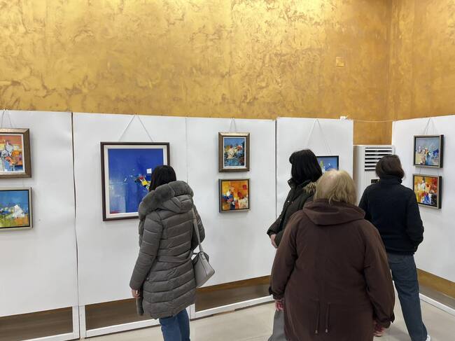 Изложба живопис на художника Валентин Асенов – Хъкъла беше открита в Омуртаг