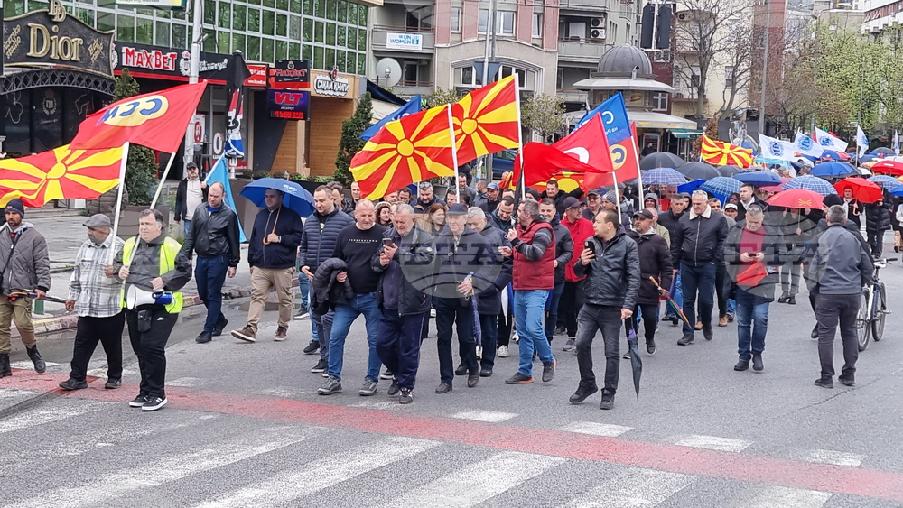Съюзът на синдикатите в Северна Македония ще блокира сградата на парламента в Скопие