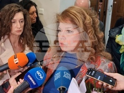 Работна среща за създаването на Център за култура и изкуство на остров Св. св. Кирик и Юлита в Созопол се провежда днес в сградата на Общинския съвет на Созопол.