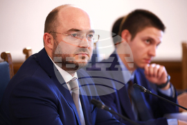 Народно събрание - Комисия по конституционни и правни въпроси - заседание