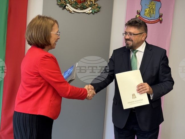 Българската телеграфна агенция поднови партньорството си с Община Казанлък и ще стопанисва за още 10 години помещението на Националния пресклуб в града 