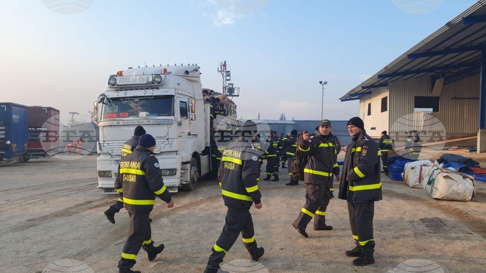 Румънските спасители пристигнаха в Турция и извършиха първата си мисия на терен