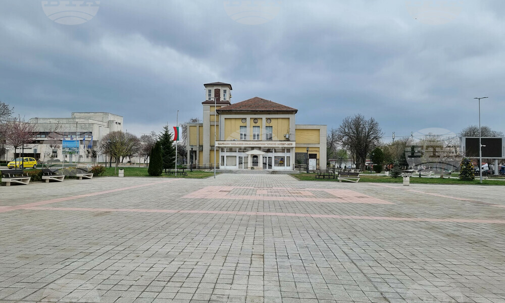 Козлодуй отбелязва днес празника на града