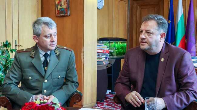 Община Велико Търново и Националният военен университет „Васил Левски“ ще разширяват сътрудничеството си