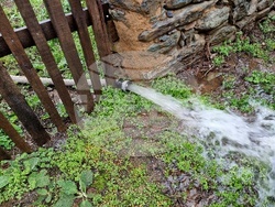 Село Говежда - проливен дъжд - подпочвени води - наводнени имоти