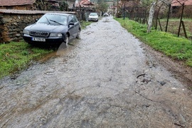 Село Говежда - проливен дъжд - подпочвени води - наводнени имоти
