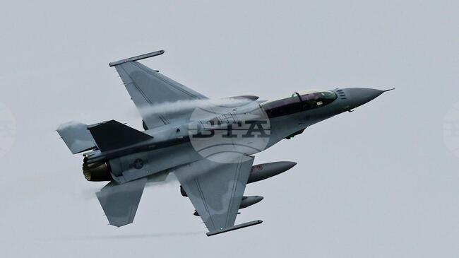 Последните два изтребителя F-16 Block 70 от първия договор с Lockheed Martin кацнаха в базата в Граф Игнатиево