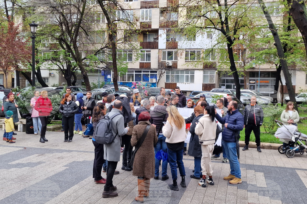 Пловдив - насилие над деца - протест