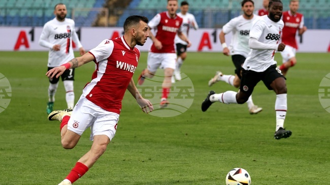 ЦСКА (София) се нуждаеше от обрат, за да отстрани Локомотив (София) за Купата на България и да завърши годината с победа