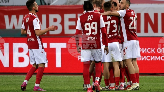 ЦСКА отстрани Локомотив (София) след обрат и също е на четвъртфинал за Купата на България по футбол