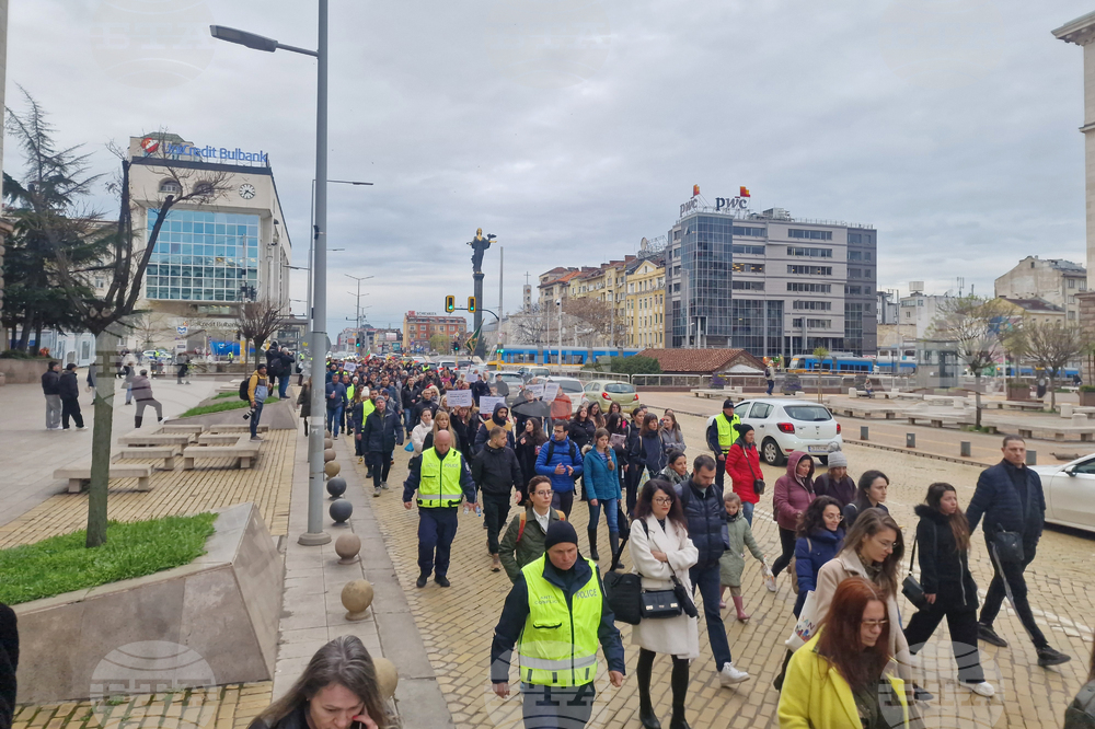 Протест срещу насилието над деца и срещу педофилията