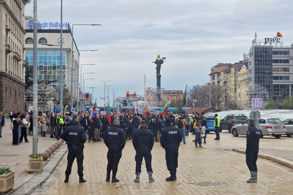 Протест срещу насилието над деца и срещу педофилията