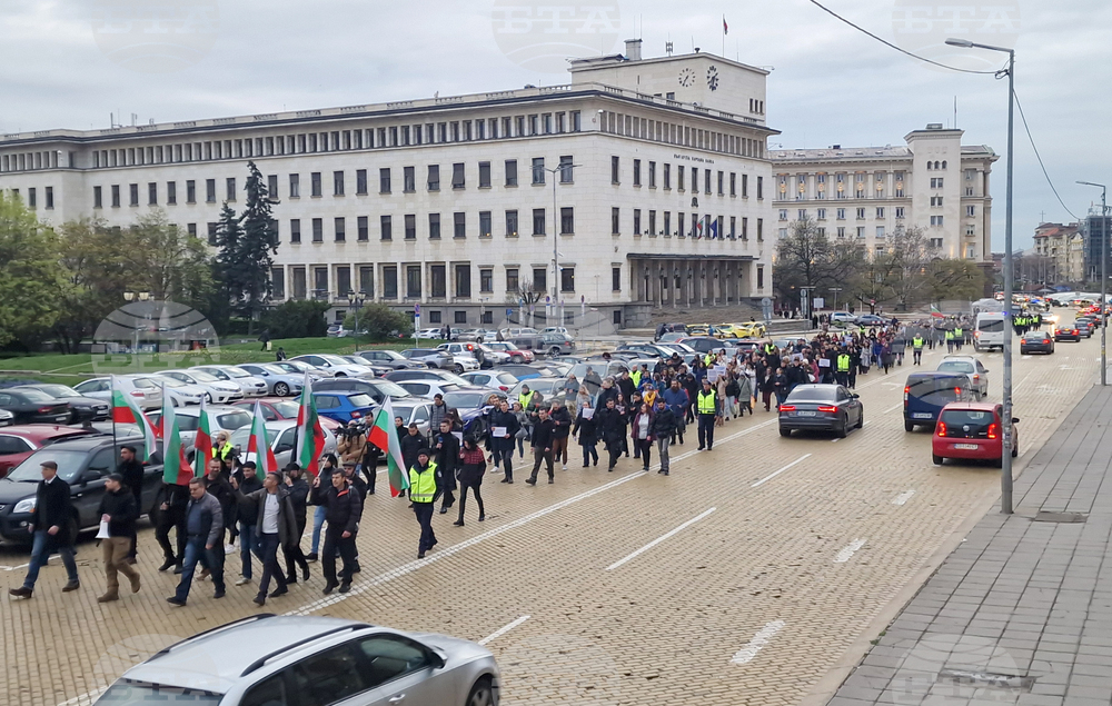 Протест срещу насилието над деца и срещу педофилията