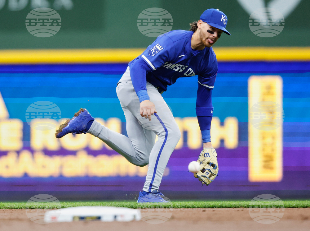 Royals Brewers Baseball