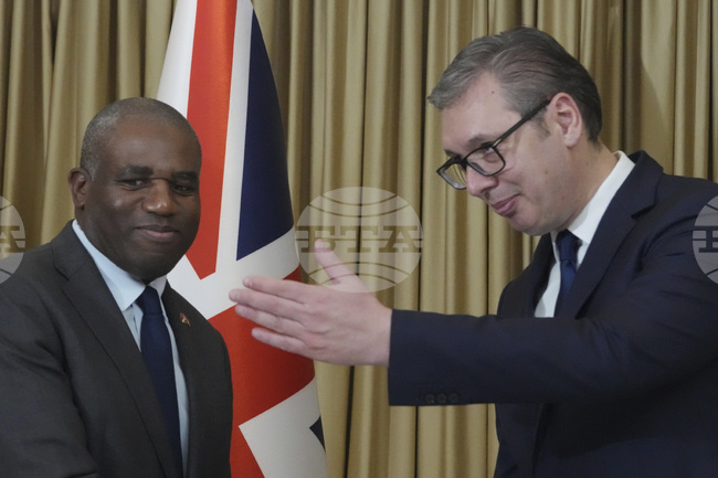 Сръбският президент обсъди с британския външен министър ситуацията в Косово и Босна и Херцеговина