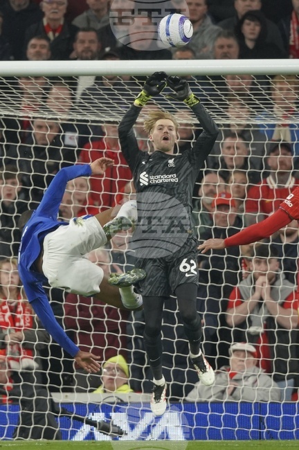 Брентфорд подписа с вратаря на Ливърпул Келъхър