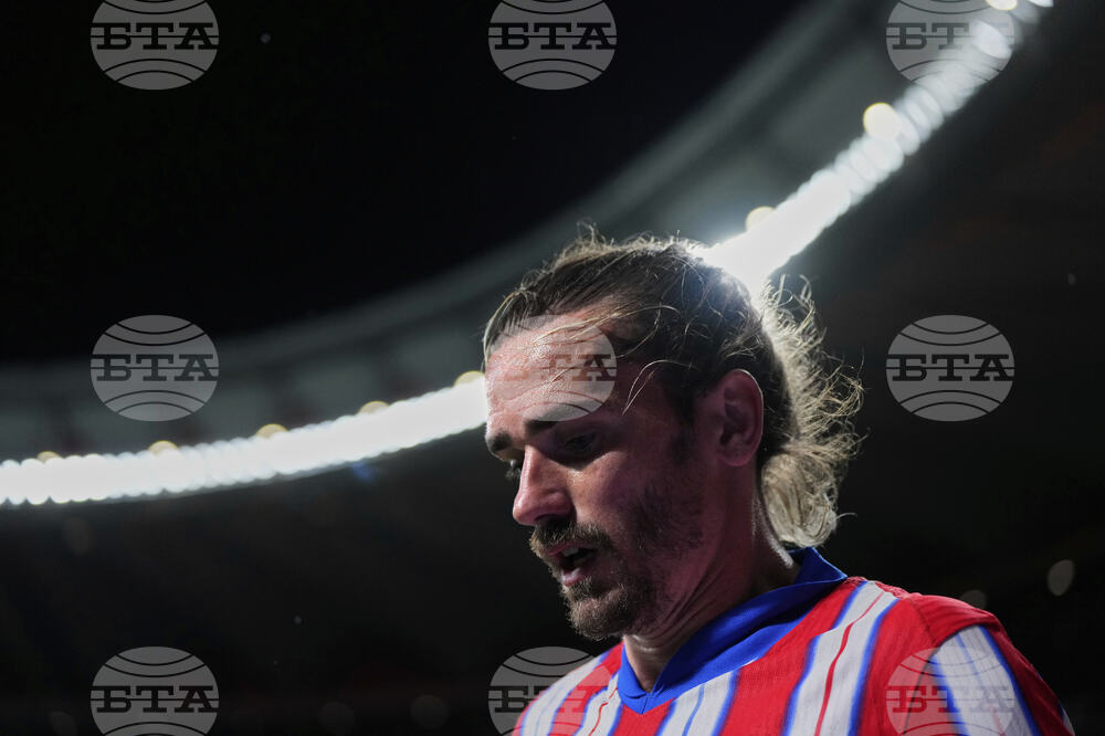 Антоан Гризман остава в Атлетико Мадрид до 2027 година