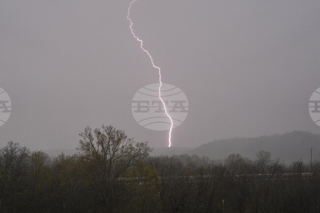 Най-дългата мълния в света е 829 км, показват измервания на Световната метеорологична организация